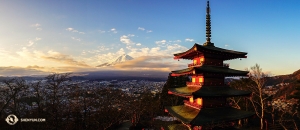日本に滞在中、神韻ニューヨーク芸術団の団員が舞台上だけでなく写真でも素晴らしい腕前を発揮。神韻フォトの日本特集を組むことにした。